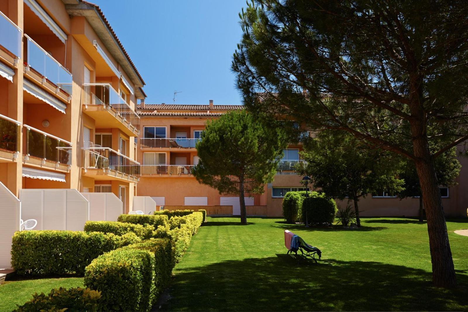 Apartaments Sa Guilla Палс Екстериор снимка
